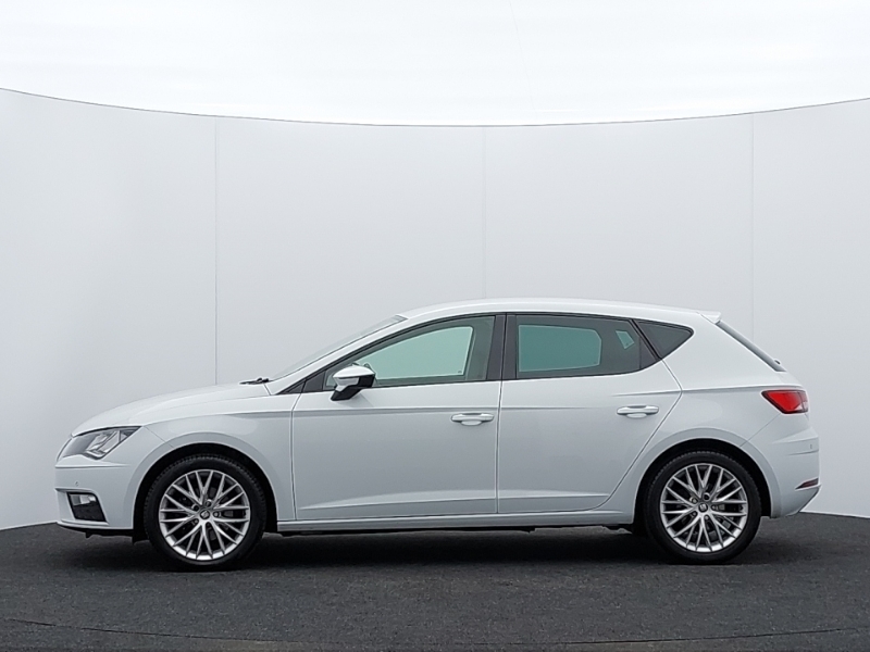 Seat Leon 1.5 Tsi Evo Se Dynamic Ez YG20GNZ White #4