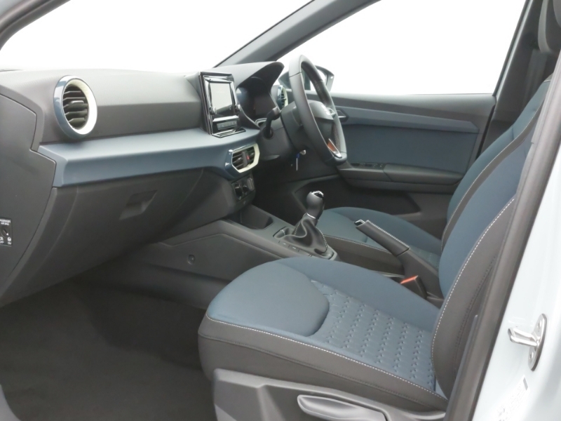 Seat Arona 1.0 Tsi Se Grey #5