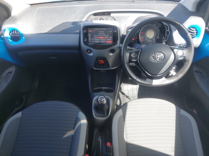 Toyota Aygo 1.0 Vvt-i X-trend Blue #3