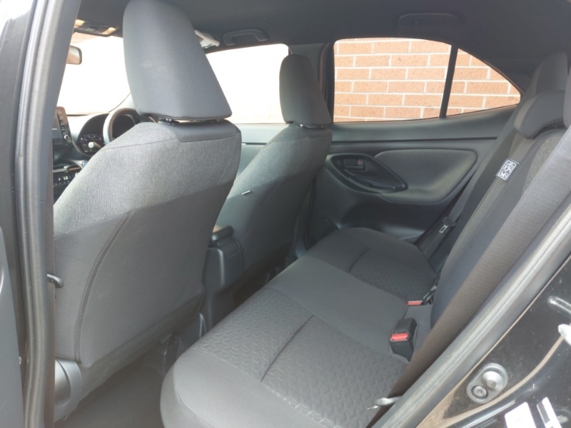 Toyota Yaris Cross 1.5 Hybrid Design Cvt Black #6