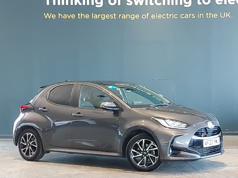 Toyota Yaris 1.5 Hybrid Design Cvt Grey