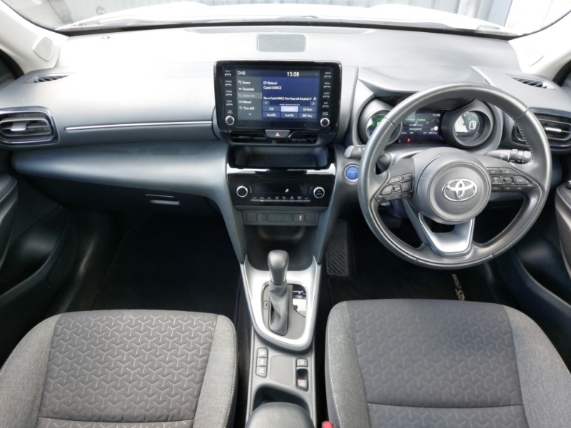 Toyota Yaris Cross 1.5 Hybrid Icon Cvt MD72KXY White #3