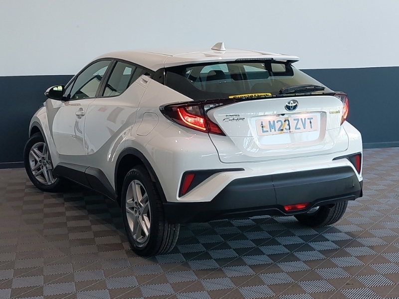 Toyota C-Hr 1.8 Hybrid Icon Cvt LM23ZVT White #2