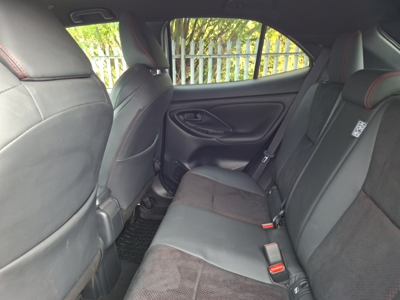 Toyota Yaris Cross 1.5 Hybrid 130 Gr Sport Cvt Grey #6