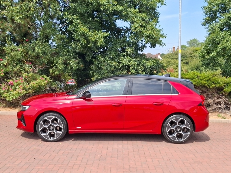 Vauxhall Astra 1.5 Turbo D Ultimate BL23FWP Red #4