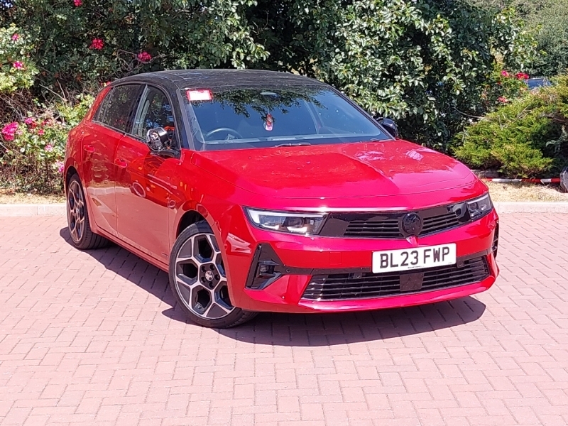 Vauxhall Astra 1.5 Turbo D Ultimate Red