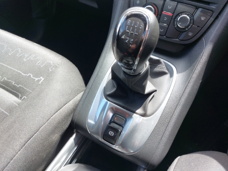 Vauxhall Meriva 1.4I 16V Life Red #9