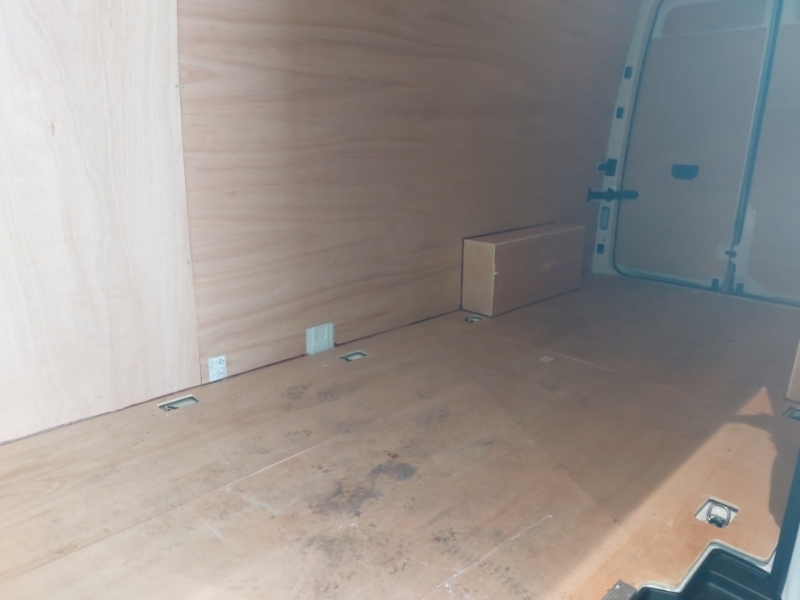 Volkswagen Crafter 2.0 Tdi 140Ps Commerce High Roof Van White #6