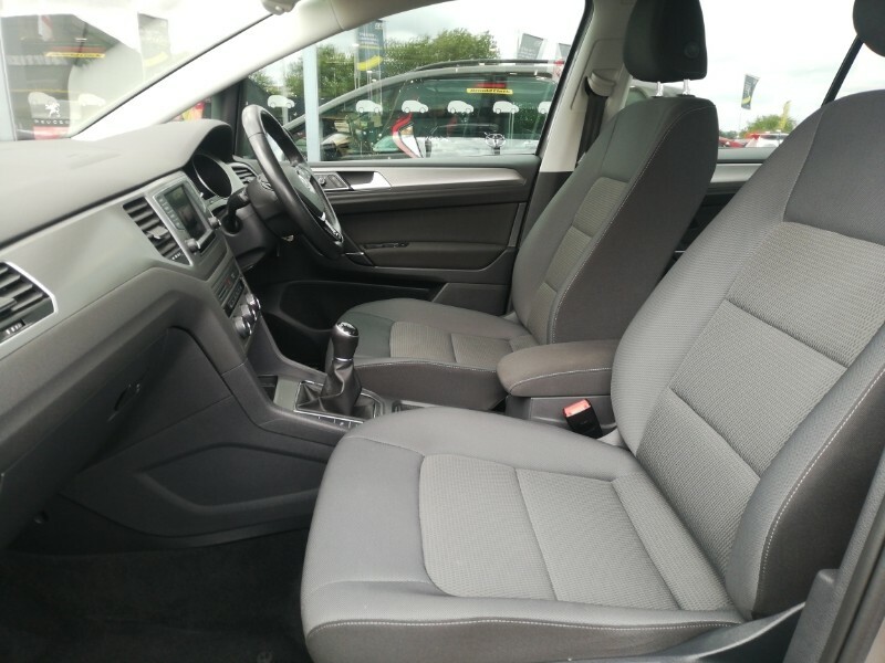 Volkswagen Golf SV 1.4 Tsi Se Grey #5