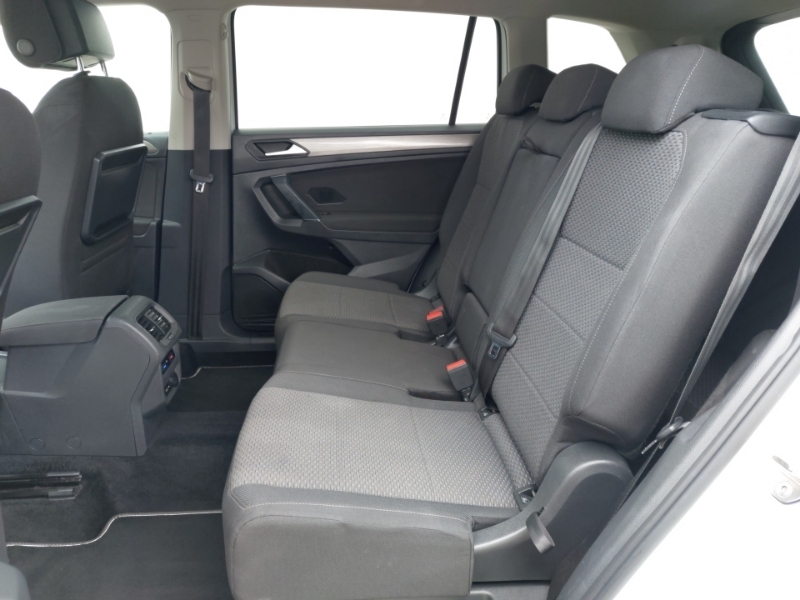 Volkswagen Tiguan Allspace 2.0 Tdi 4Motion Match Dsg White #6