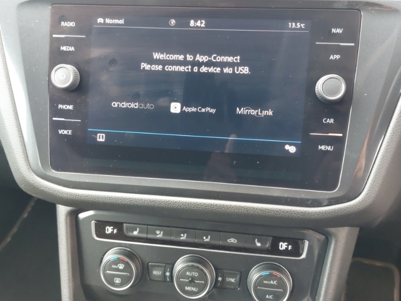 Volkswagen Tiguan Allspace 2L Match Grey #17