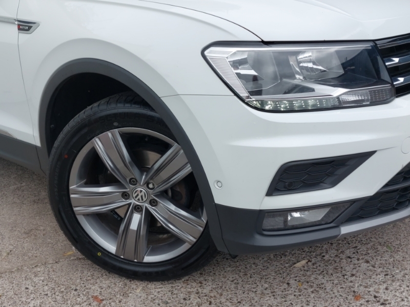 Volkswagen Tiguan Allspace 2L Match Grey #20