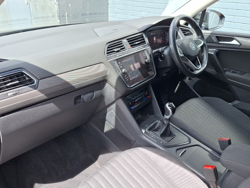 Volkswagen Tiguan Allspace 1.5 Tsi Life Black #5