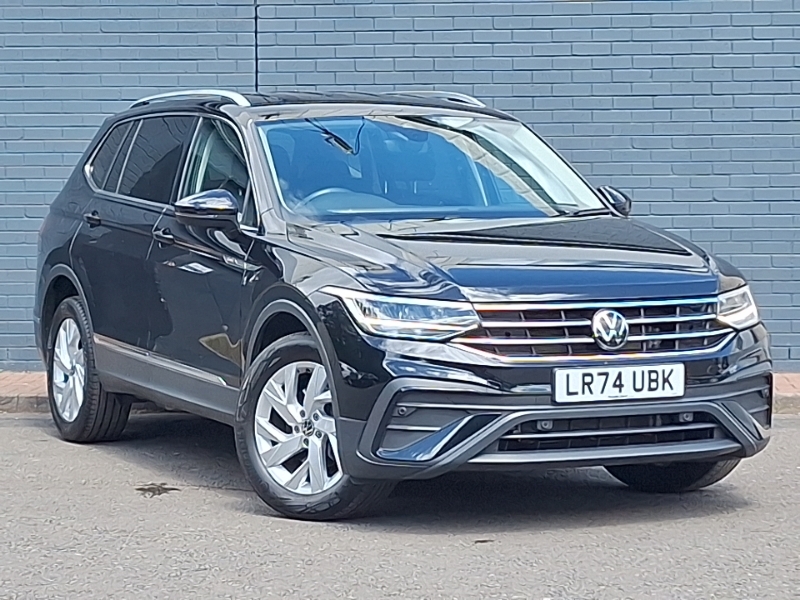 Volkswagen Tiguan Allspace 1.5 Tsi Life Black