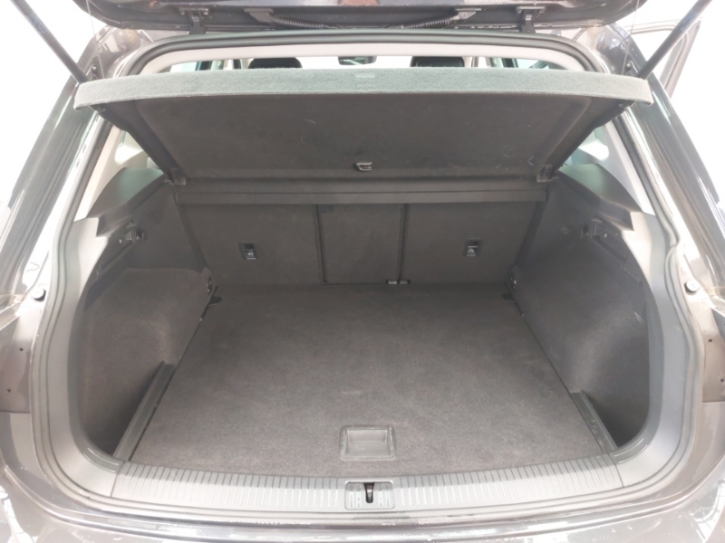 Volkswagen Tiguan 1.5 Tsi 150Ps R-line Tech Evo Dsg Black #18