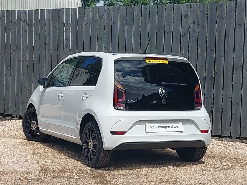 Volkswagen Up 1.0 65Ps Black Edition White #2