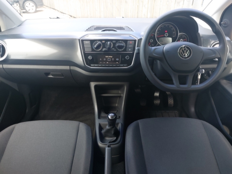 Volkswagen Up 1.0 65Ps Black Edition White #3