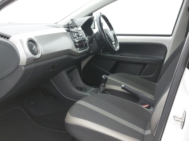 Volkswagen Up 1.0 High Up White #5