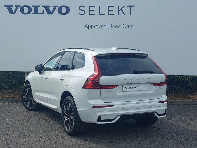 Volvo XC60 2.0 T6 350 Phev Plus Dark Awd Geartronic White #2