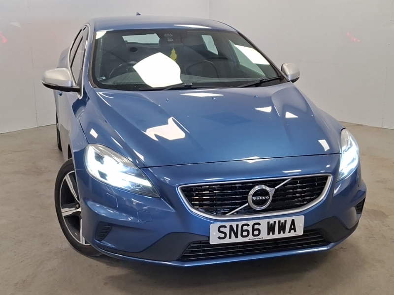 Volvo V40 T2 122 R Design Blue