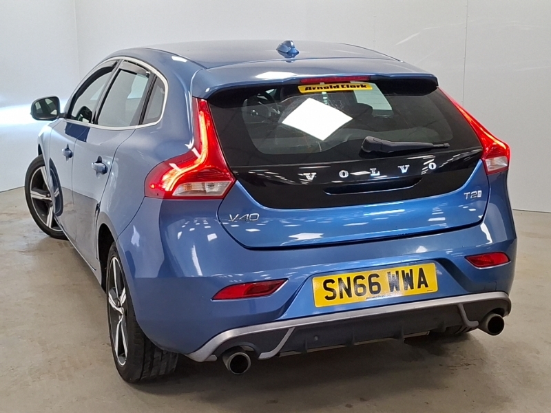Volvo V40 T2 122 R Design Blue #2