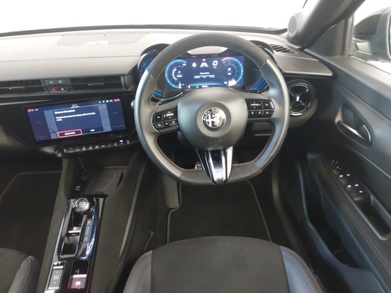 Alfa Romeo Junior 54Kwh Elettrica Veloce Suv 280 #8