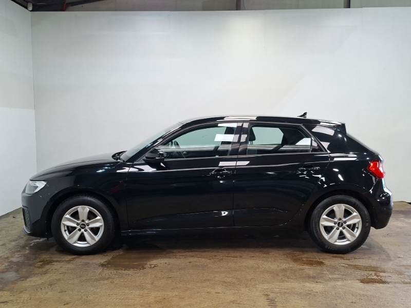 Audi A1 25 Tfsi Technik RO73GJX Black #4