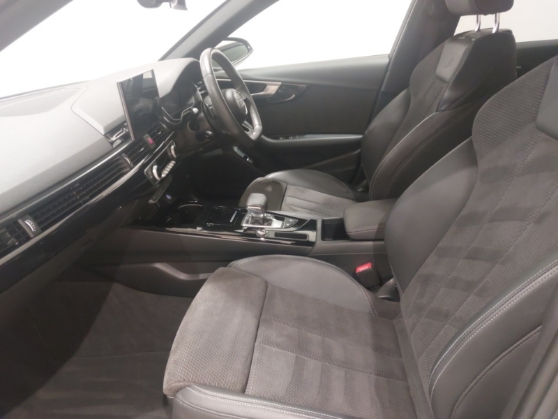 Audi A4 35 Tdi Black Edition S Tronic Black #5