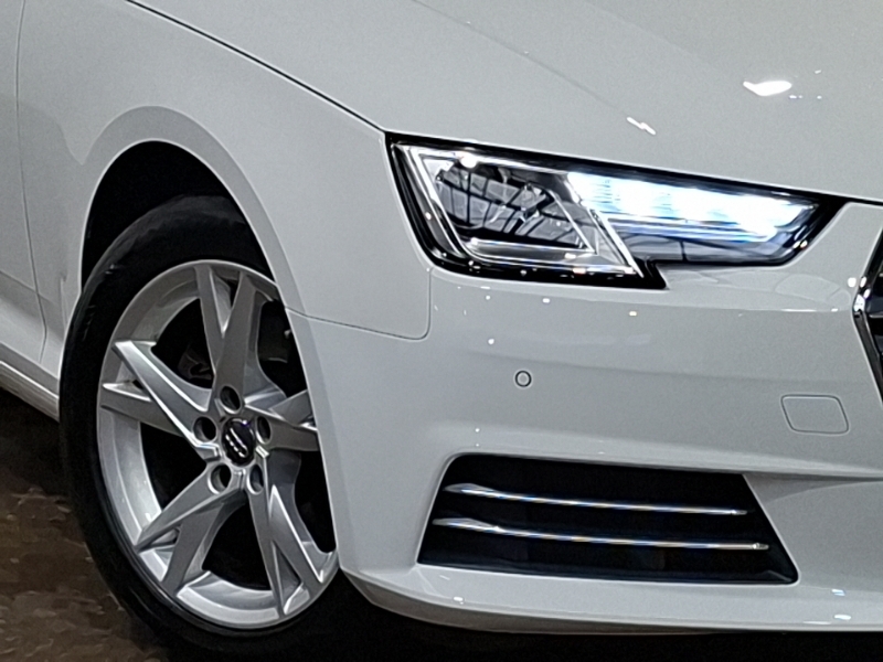 Audi A4 Saloon 1.4 Tfsi Sport Euro 6 Ss 201666 White #20