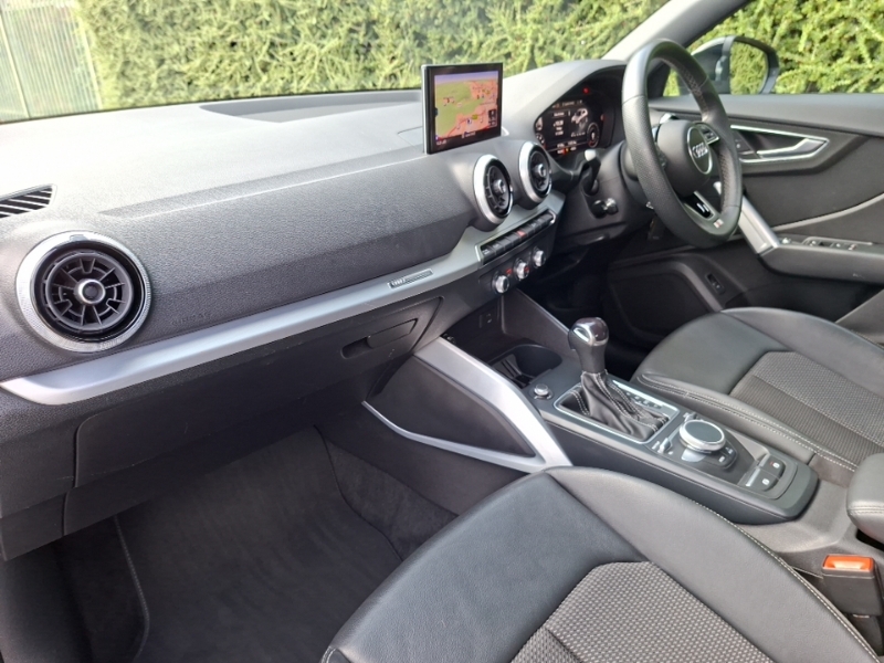 Audi Q2 35 Tfsi S Line S Tronic BD22DXO Black #5