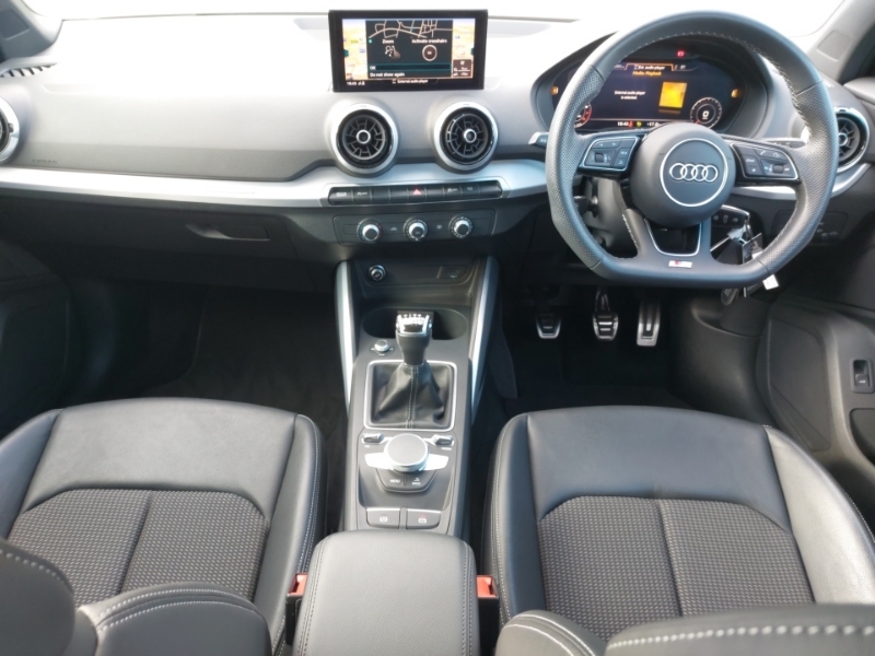 Audi Q2 30 Tfsi Black Edition SE23WLZ Grey #3