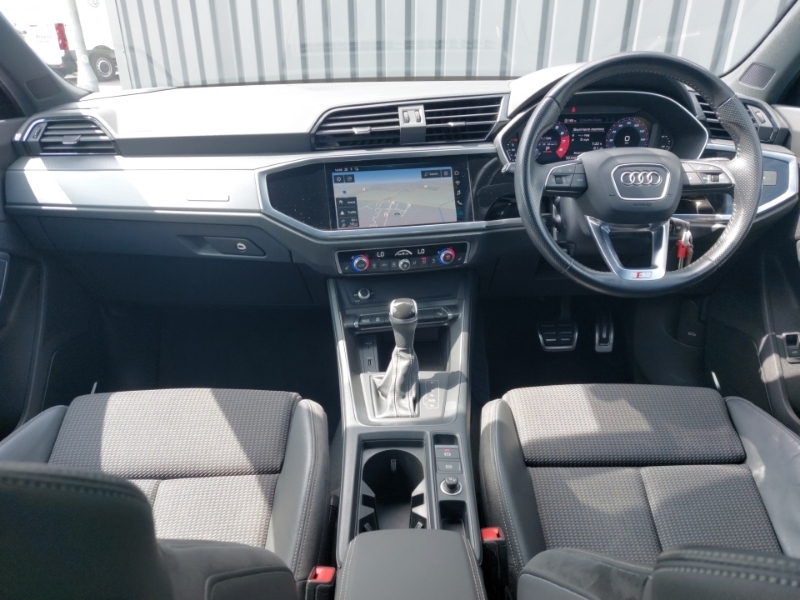 Audi Q3 35 Tfsi S Line S Tronic YY20AXK Grey #3