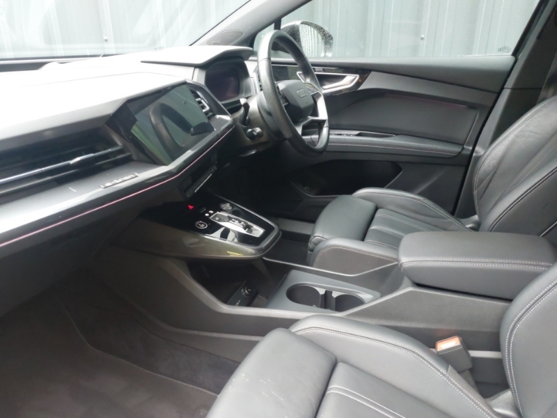 Audi Q4 E Tron 150Kw 40 82Kwh S Line Black #5