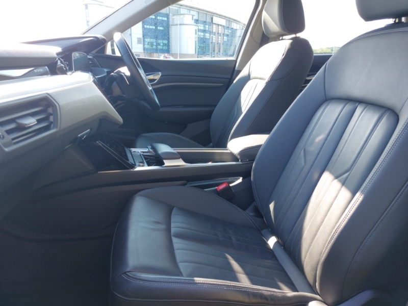 Audi Q8 e tron 250Kw 50 Quattro 95Kwh Sport White #5