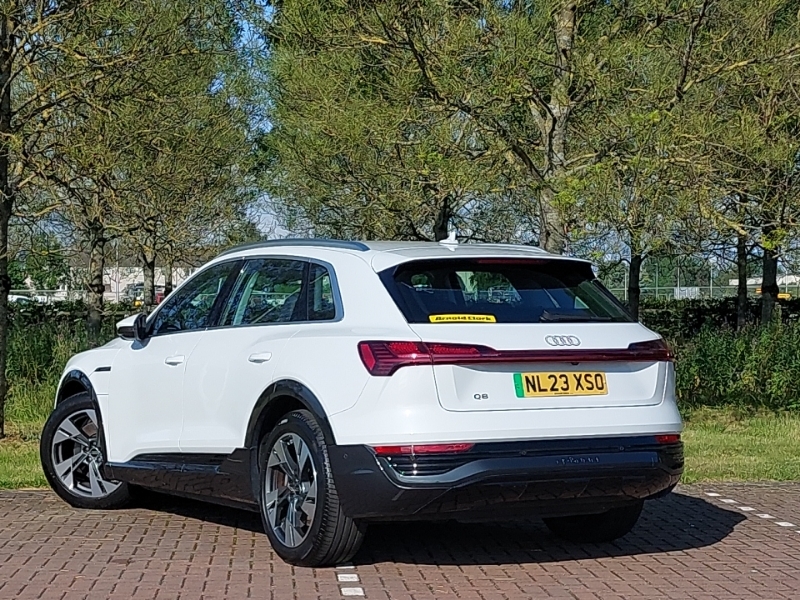 Audi Q8 e tron 250Kw 50 Quattro 95Kwh Sport White #2