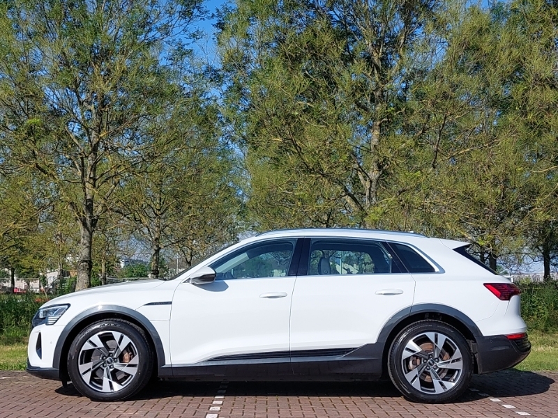 Audi Q8 e tron 250Kw 50 Quattro 95Kwh Sport White #4
