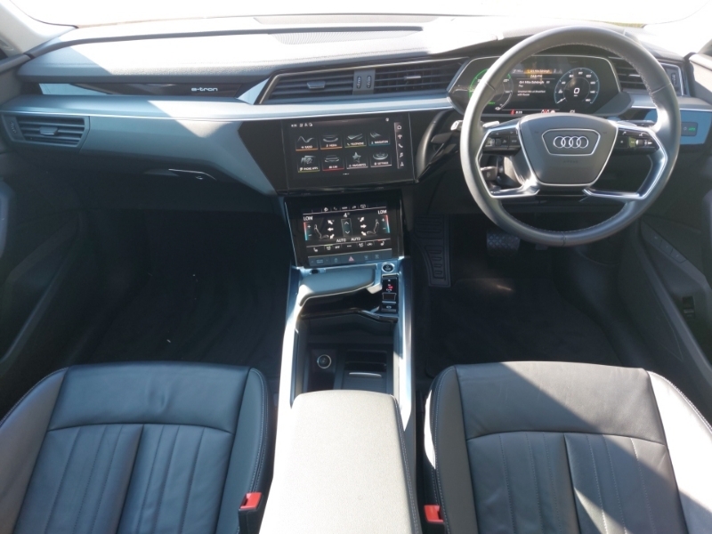 Audi Q8 e tron 250Kw 50 Quattro 95Kwh Sport White #3