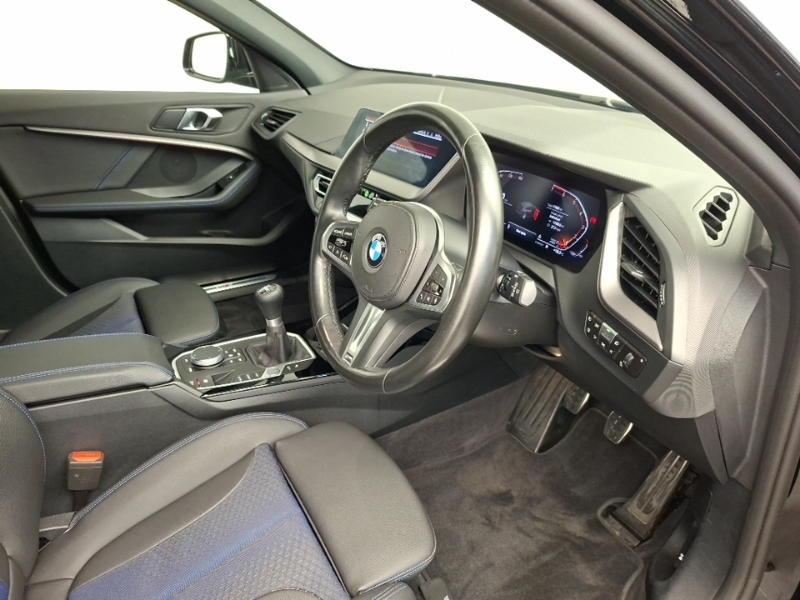 BMW 1 Series 118I 136 M Sport Live Cockpit Professional Black #6