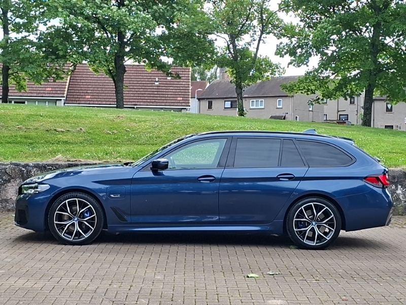 BMW 5 Series 530E M Sport Pro Pack Blue #4