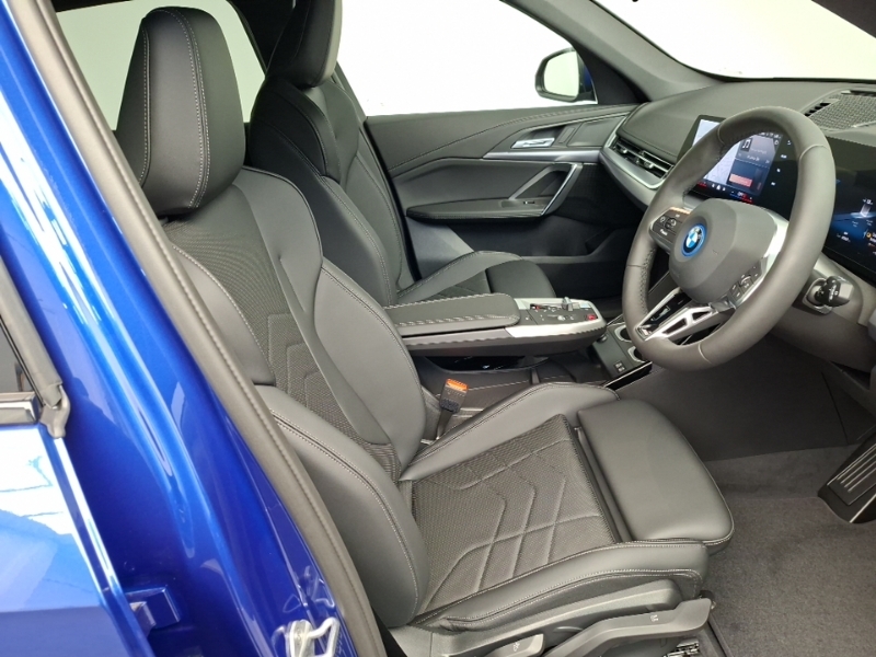 BMW iX1 150Kw Edrive20 M Sport 65Kwh Blue #6