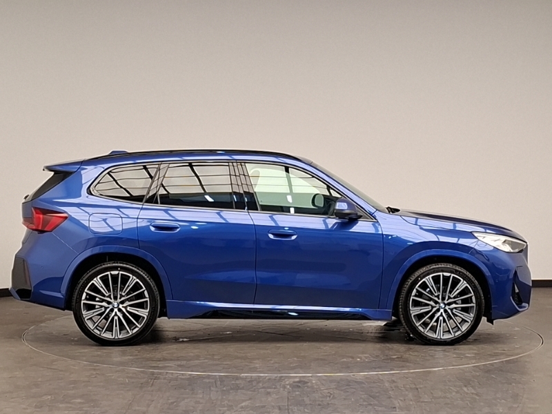 BMW iX1 150Kw Edrive20 M Sport 65Kwh Blue #3