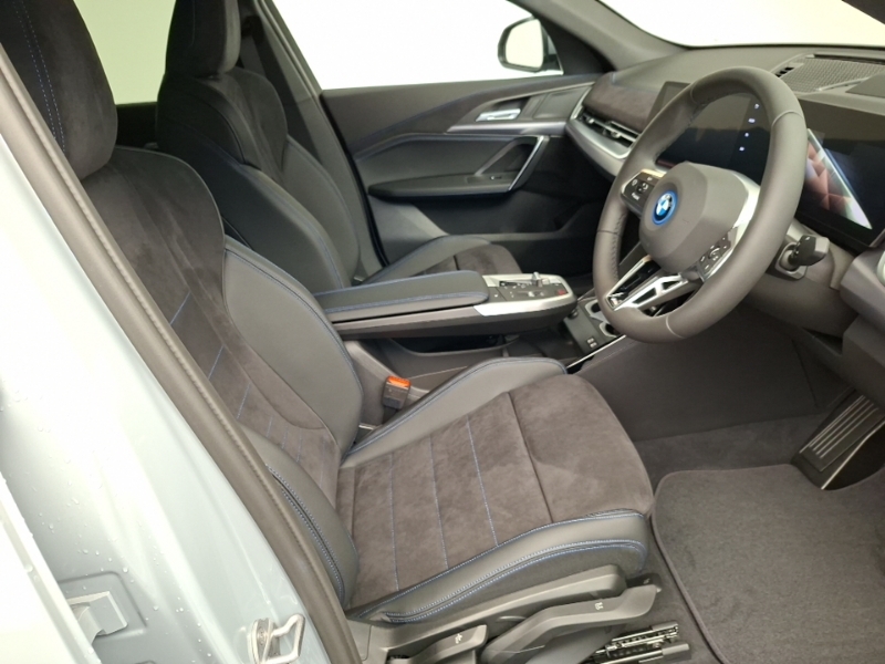 BMW iX2 230Kw Xdrive30 M Sport 65Kwh Grey #6