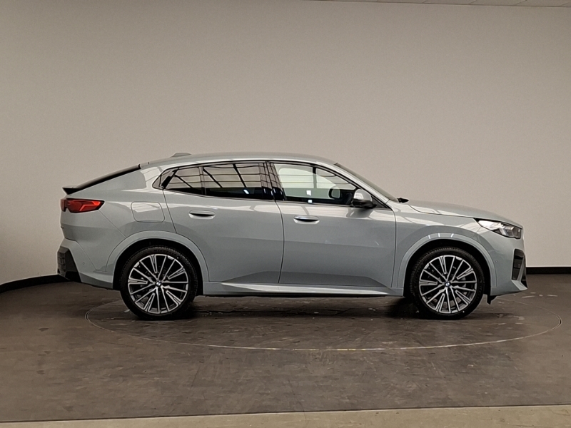 BMW iX2 230Kw Xdrive30 M Sport 65Kwh Grey #3