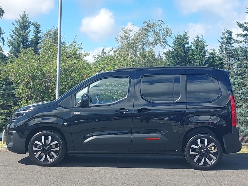 Citroen Berlingo 1.5 D 130 Max M Black #4