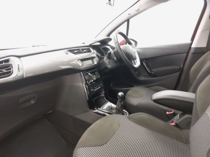 Citroen C3 1.2 Puretech 110 Exclusive Red #5