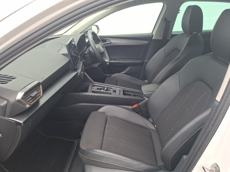 Cupra Leon 1.5 Etsi V1 Dsg DG24TFY White #5