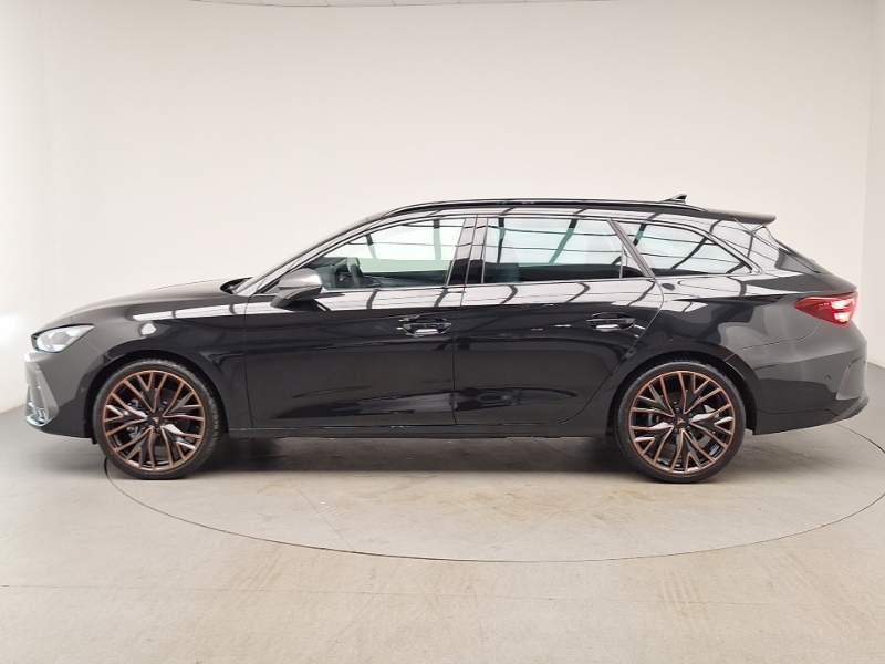 Cupra Leon 1.5 Etsi 150 V3 Dsg Black #4
