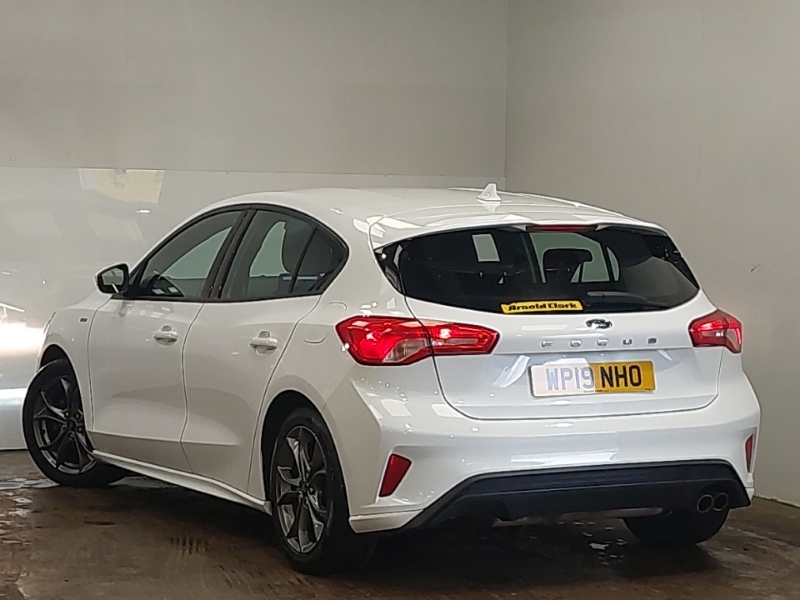 Ford Focus 1.0 Ecoboost 125 St-line WP19NHO White #2