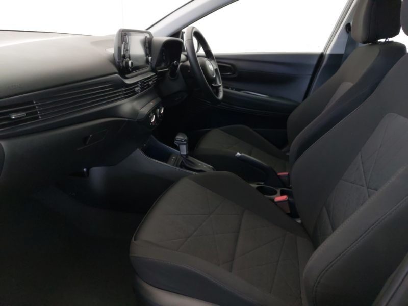 Hyundai Bayon 1.0 Tgdi 48V Mhev Se Connect Dct Grey #5