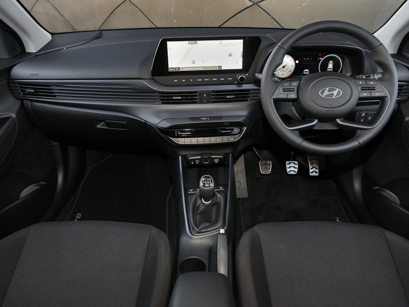 Hyundai Bayon 1.0 Tgdi 90 Tech Line Black #3